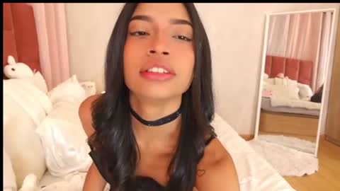 Snapshot of daliacruz chatting on 06/21/26, 03:58 Dalia bondage online show from 06/21/26, 03:58