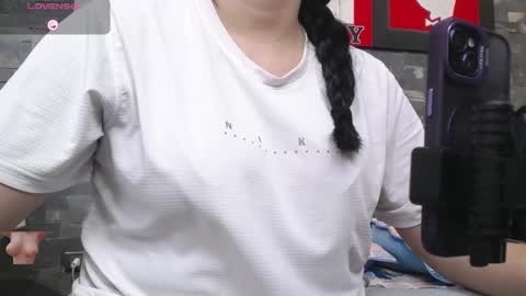Snapshot of daliadubey chatting on 05/15/26, 11:28 dalia dubey online show from 05/15/26, 11:28