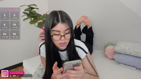 Dalia online show from 10/27/25, 10:03