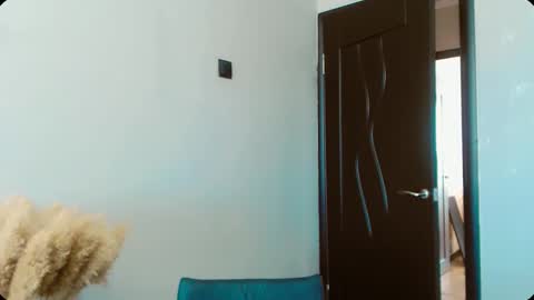 Dali online show from 10/24/25, 07:27