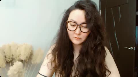 Dali online show from 11/12/25, 06:14