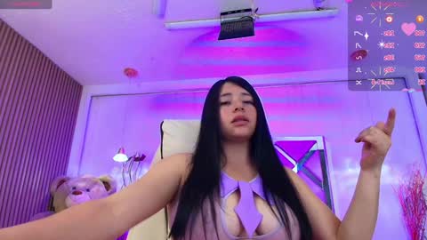 Daliia    online show from 02/04/25, 03:36