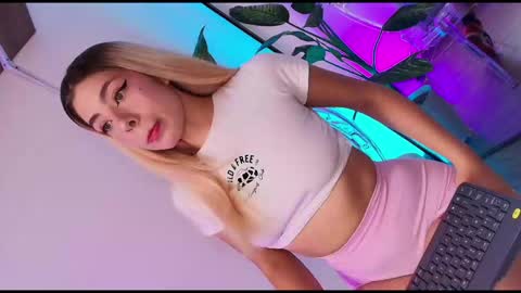 Dalila online show from 11/05/25, 07:25