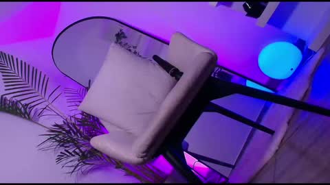 Snapshot of dalilathoms chatting on 03/08/26, 02:04 dalilathoms online show from 03/08/26, 02:04