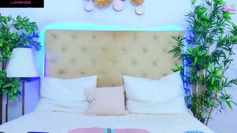 daliyaa_ online show from 05/06/26, 12:21