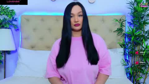 daliyaa_ online show from 05/07/26, 12:21