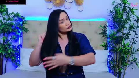 daliyaa_ online show from 07/08/26, 12:20