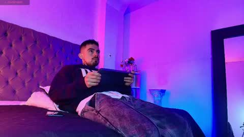 Snapshot of dallas_whitee chatting on 04/19/26, 12:26 Dallas whitee online show from 04/19/26, 12:26