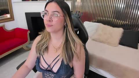 Snapshot of dallulah_boobs chatting on 04/29/26, 11:36 Dallulah boobs online show from 04/29/26, 11:36