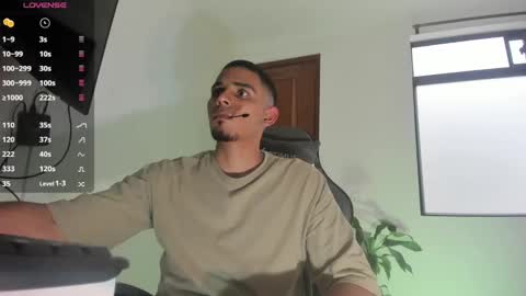 Snapshot of dalton111_ chatting on 02/11/25, 07:16 Dalton online show from 02/11/25, 07:16