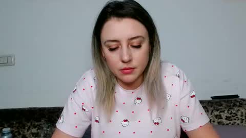 Maria online show from 04/08/26, 09:04