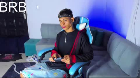 damar_felipe online show from 03/10/25, 03:12