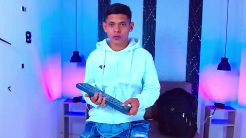 damar_felipe online show from 09/28/25, 04:07