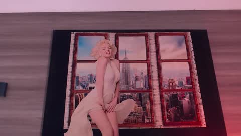         online show from 10/10/25, 06:12