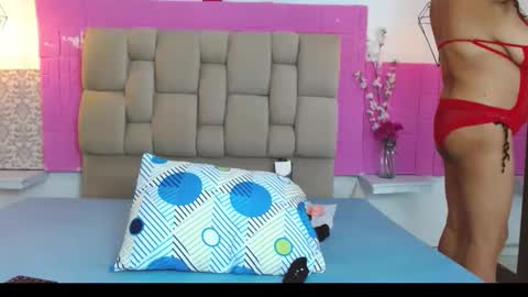 Snapshot of damaryleon chatting on 12/19/25, 07:21 damaryleon online show from 12/19/25, 07:21