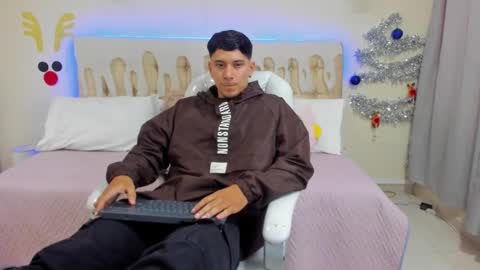 DAMIAN online show from 12/21/24, 01:21