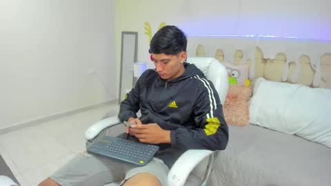 DAMIAN online show from 01/07/25, 12:20