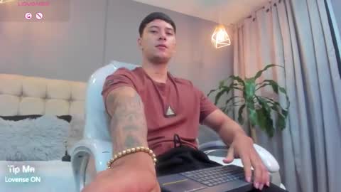 DAMIAN online show from 10/01/25, 10:21