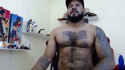 damian64436171 online show from 09/17/25, 02:52