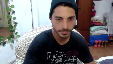 Snapshot of damian_29 chatting on 11/29/25, 10:35 Damian online show from 11/29/25, 10:35