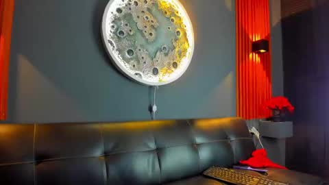 Damian Oliver online show from 12/28/24, 04:41