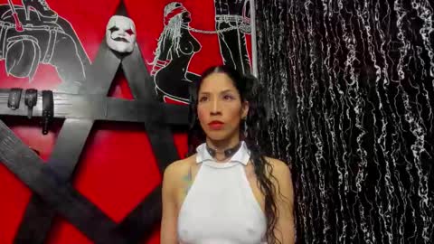 Snapshot of damian_and_tiana chatting on 02/03/26, 04:32 damian_and_tiana online show from 02/03/26, 04:32