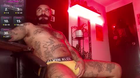 Snapshot of damian_darkside_ chatting on 11/25/25, 03:06 Damian online show from 11/25/25, 03:06