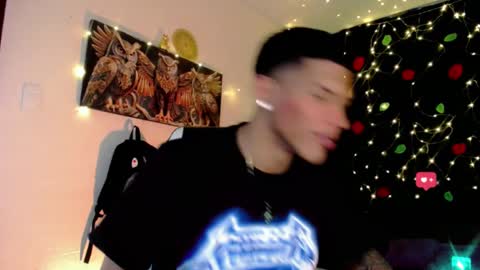 Damian online show from 12/28/24, 08:58