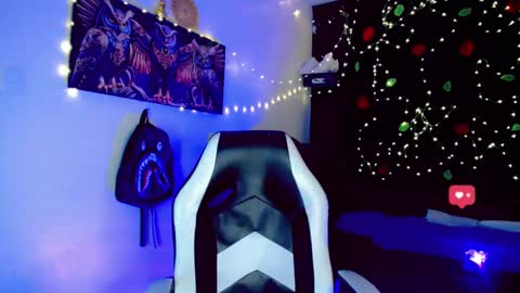 Damian online show from 12/31/24, 02:40