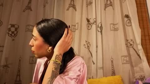 Snapshot of damian_n_lissa chatting on 02/19/26, 01:45 damian_n_lissa online show from 02/19/26, 01:45