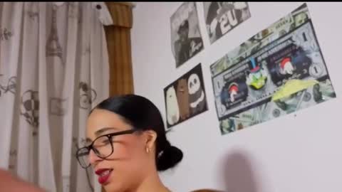 Snapshot of damian_n_lissa chatting on 03/20/26, 11:53 damian_n_lissa online show from 03/20/26, 11:53