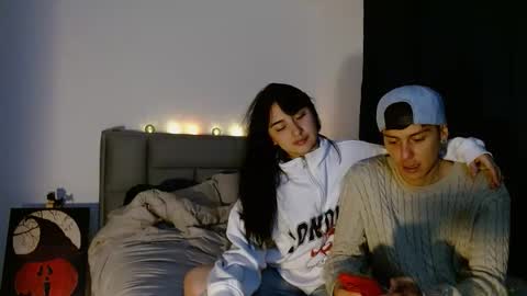 Snapshot of damian_n_maya chatting on 10/21/25, 01:06 Damian Maya online show from 10/21/25, 01:06