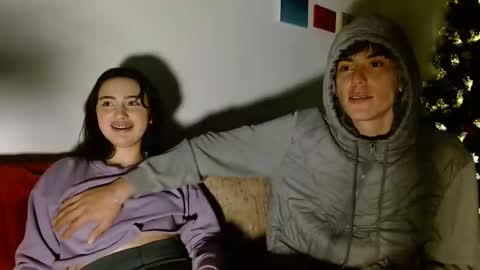 Damian   Maya online show from 12/04/25, 01:15