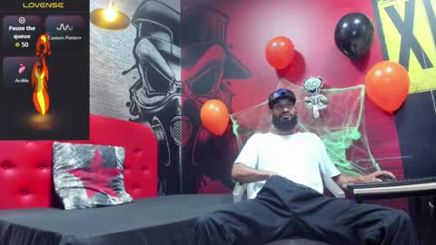 damian_shakur online show from 10/22/25, 11:21