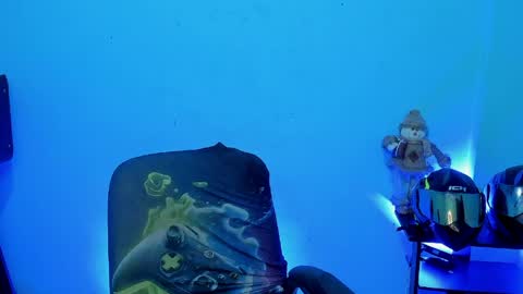 Snapshot of damian_torner chatting on 04/11/26, 09:24 Damian torner online show from 04/11/26, 09:24