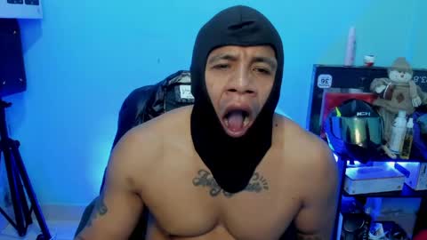 Snapshot of damian_torner chatting on 04/25/26, 08:39 Damian torner online show from 04/25/26, 08:39