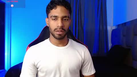 Snapshot of damiano_walker chatting on 07/16/26, 02:17 damiano_walker online show from 07/16/26, 02:17