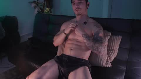 insta damn8   --------  online show from 12/21/25, 12:56