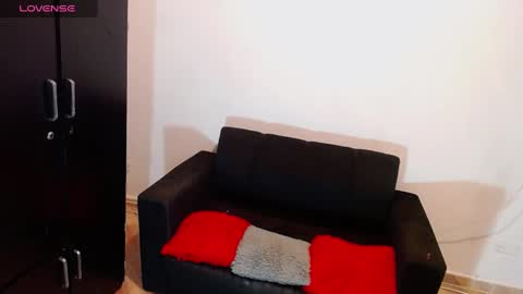 Snapshot of damiantaylor3 chatting on 03/05/25, 03:40 ---Taylor--- online show from 03/05/25, 03:40