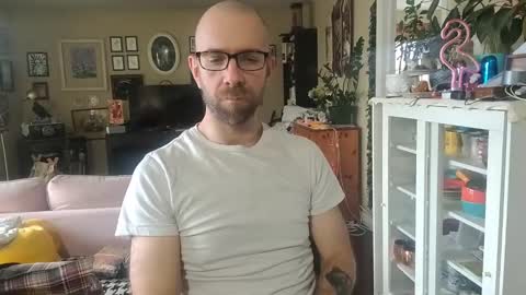 damien_mace online show from 12/20/24, 07:39