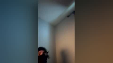 Snapshot of damiko11 chatting on 03/15/26, 01:17 damiko11 online show from 03/15/26, 01:17