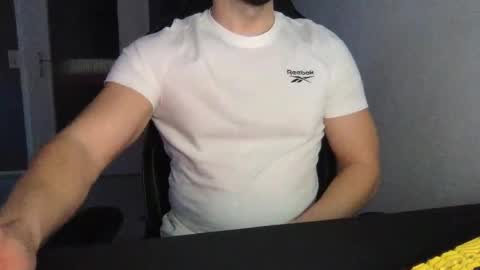 Snapshot of damirkapic chatting on 01/09/25, 02:54 dream online show from 01/09/25, 02:54