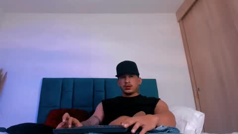 INSTAGRAM  DAMMIANMILLEROFICIAL online show from 11/19/25, 05:02