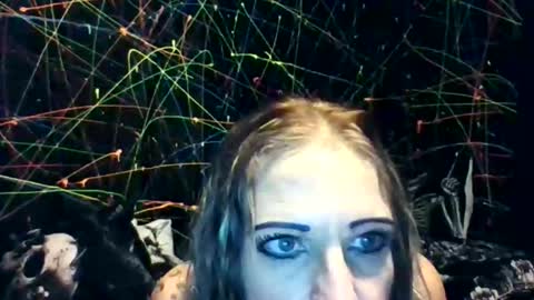 Snapshot of damnitjanet13 chatting on 04/09/26, 01:16 damnitjanet13 online show from 04/09/26, 01:16