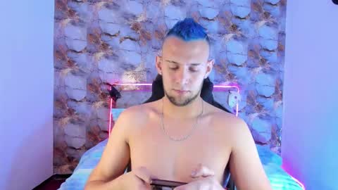 Snapshot of damon_baker0 chatting on 03/29/26, 02:06 Damon bakert online show from 03/29/26, 02:06