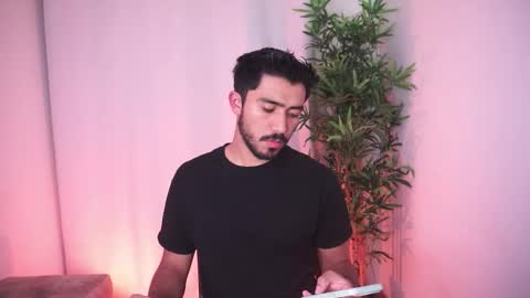 damon_frost online show from 11/18/25, 12:05