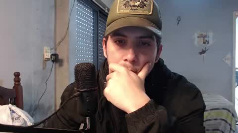Snapshot of damon_hell chatting on 07/09/26, 12:20 Damon online show from 07/09/26, 12:20