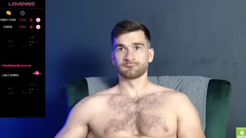 Snapshot of damonking01 chatting on 06/21/26, 03:42 Discount ONLYFANS - online show from 06/21/26, 03:42
