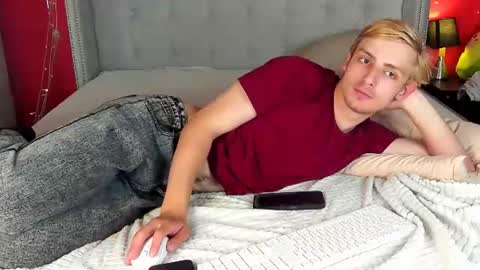 Snapshot of damonlux chatting on 07/14/26, 12:55 Damon online show from 07/14/26, 12:55