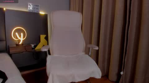 D A M O N online show from 12/15/25, 10:19